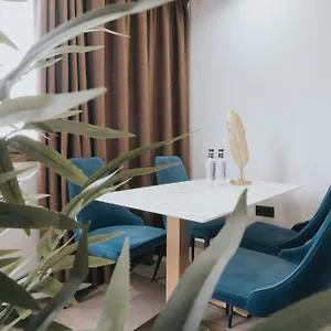https://poem-suites-las-canteras.in-canary-islands.com